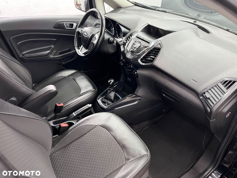 Ford EcoSport - 19