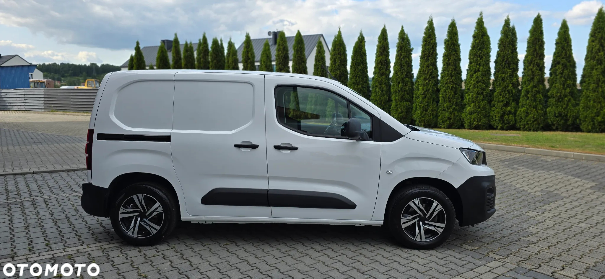 Peugeot Partner - 11