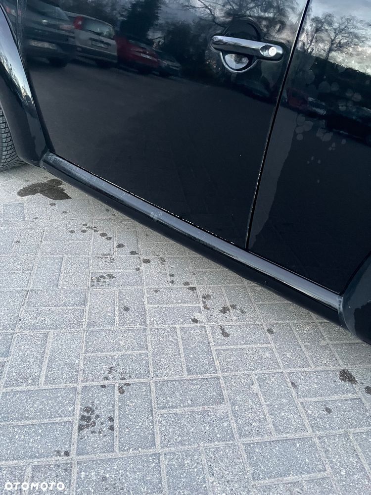 Volkswagen New Beetle - 5