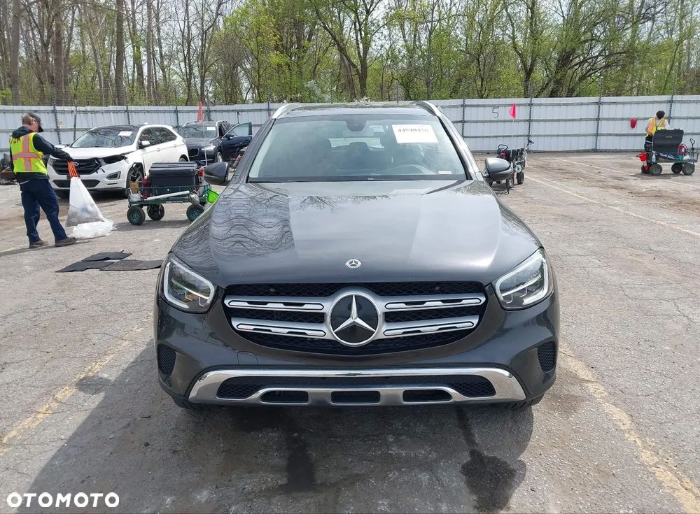 Mercedes-Benz GLC - 2