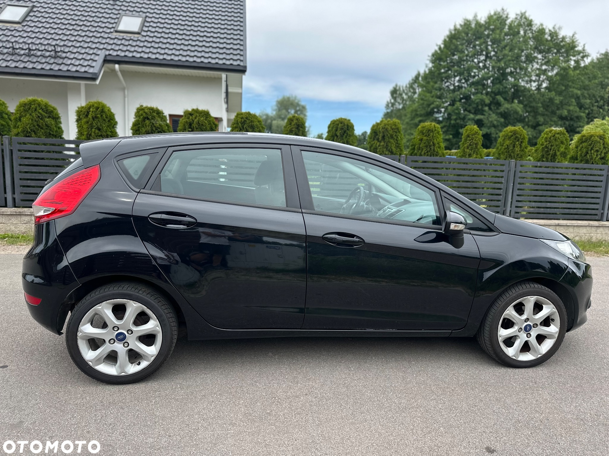 Ford Fiesta 1.4 Autom Trend - 10