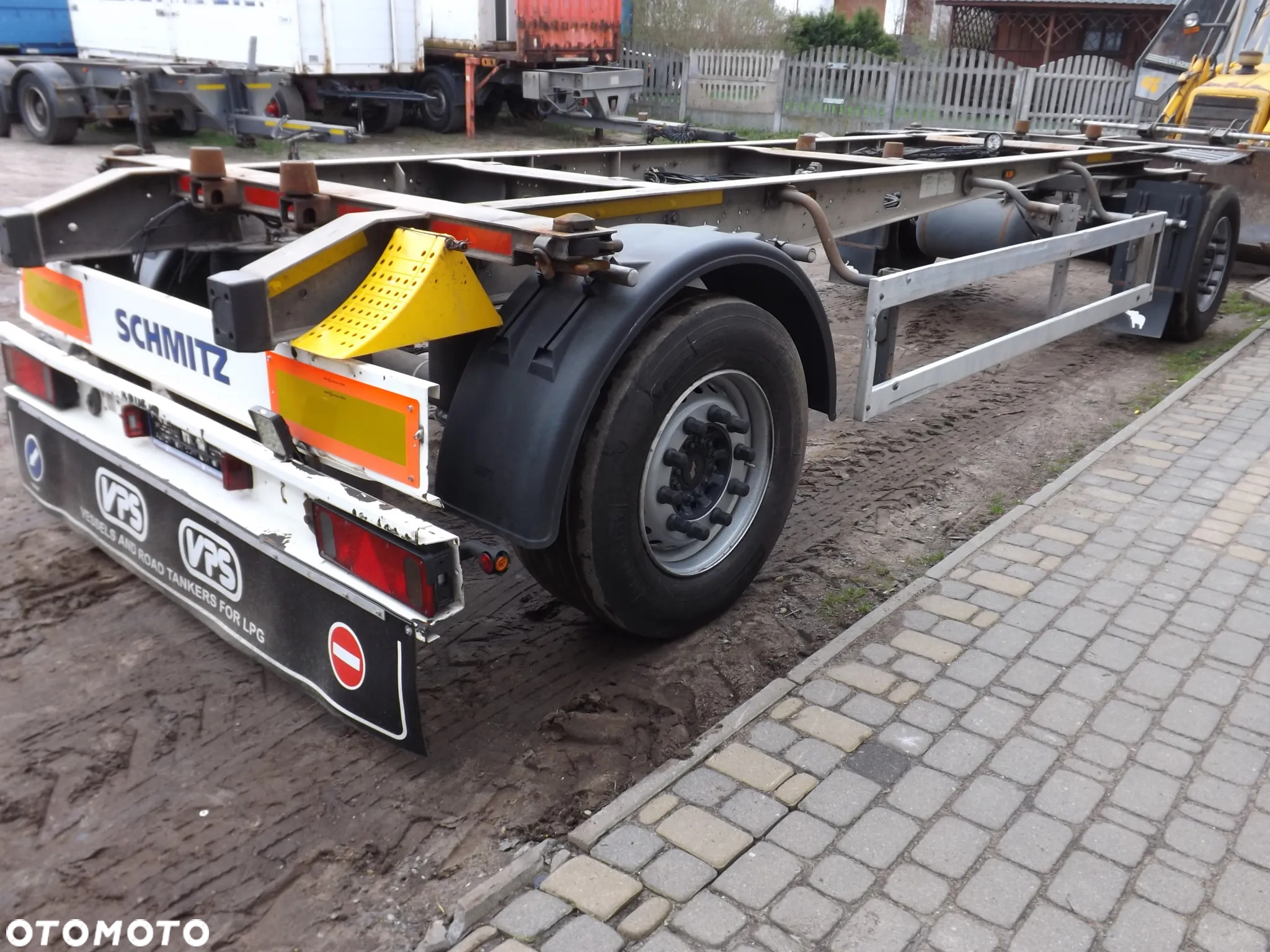 Schmidt przyczepa bdf  do zabudowy - 7