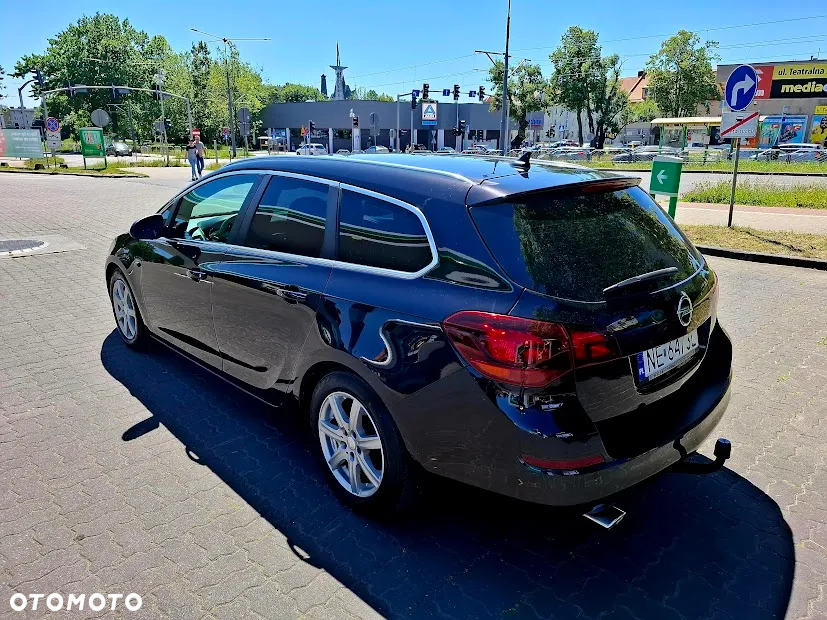 Opel Astra 1.4 Turbo Cosmo - 34