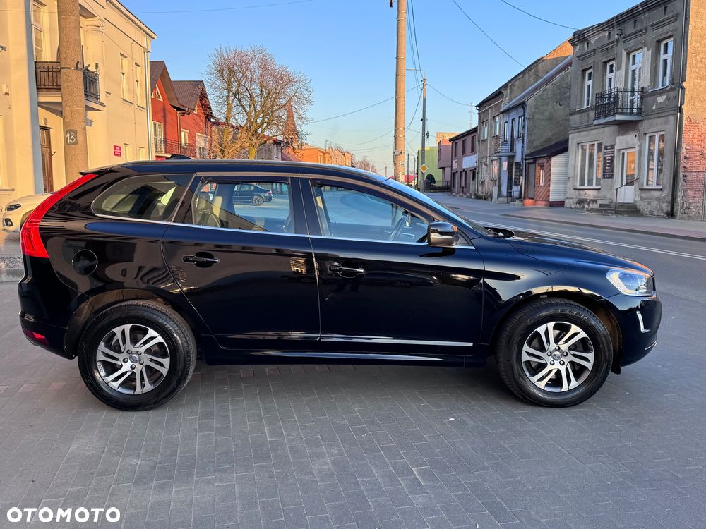 Volvo XC 60 - 6
