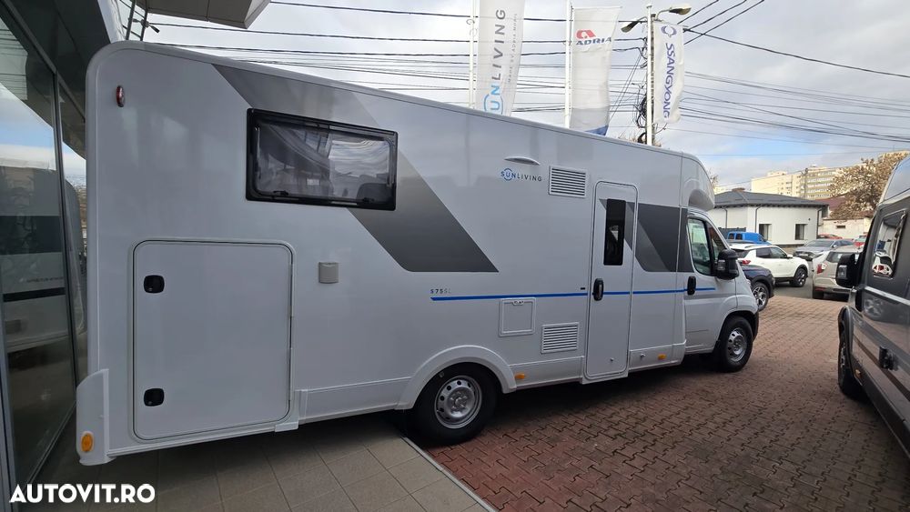 Adria Sun Living S 75 SL - 21