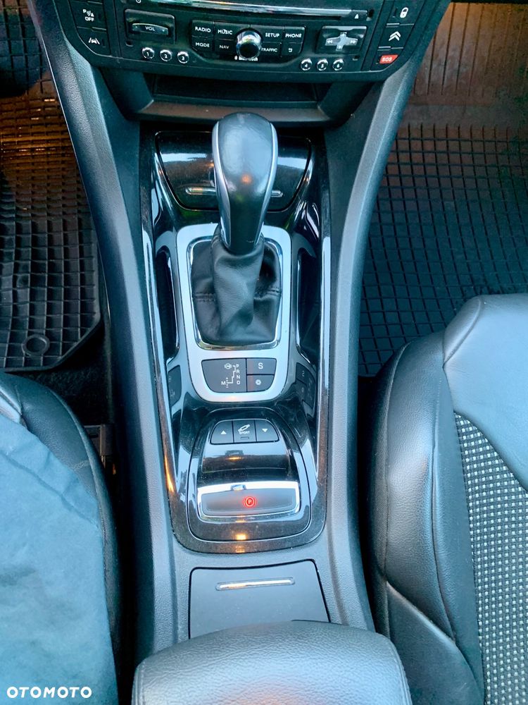 Citroën C5 Tourer HDi 200 FAP Exclusive - 25