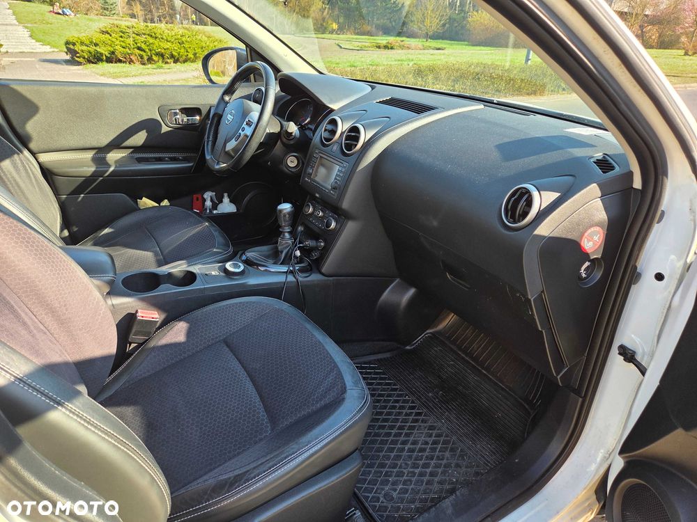 Nissan Qashqai+2 - 8