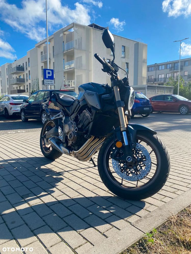 Honda CB - 8