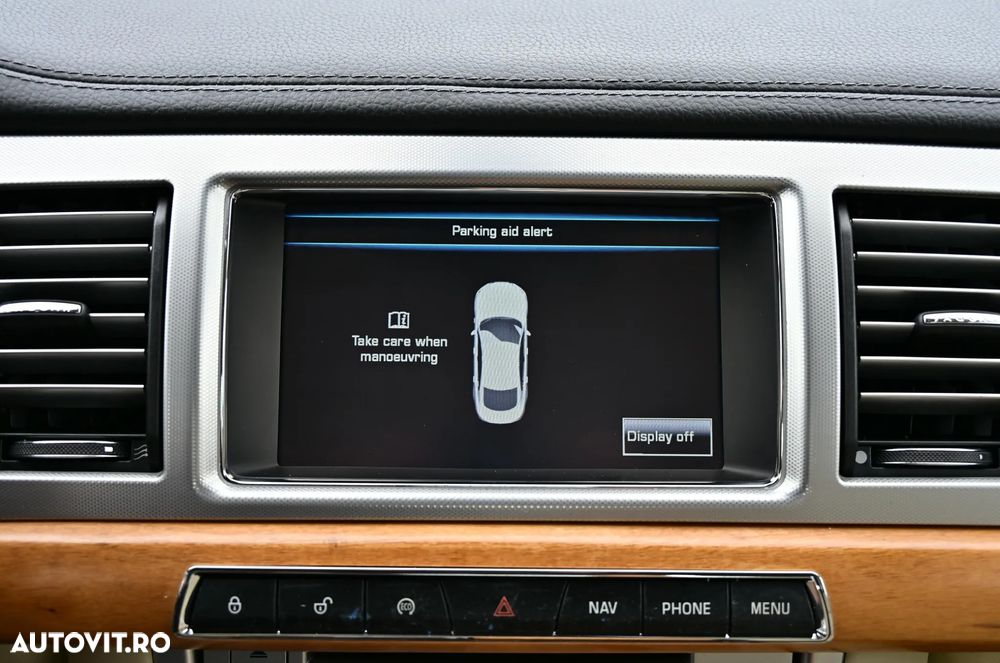 Jaguar XF 2.2 Diesel - 37