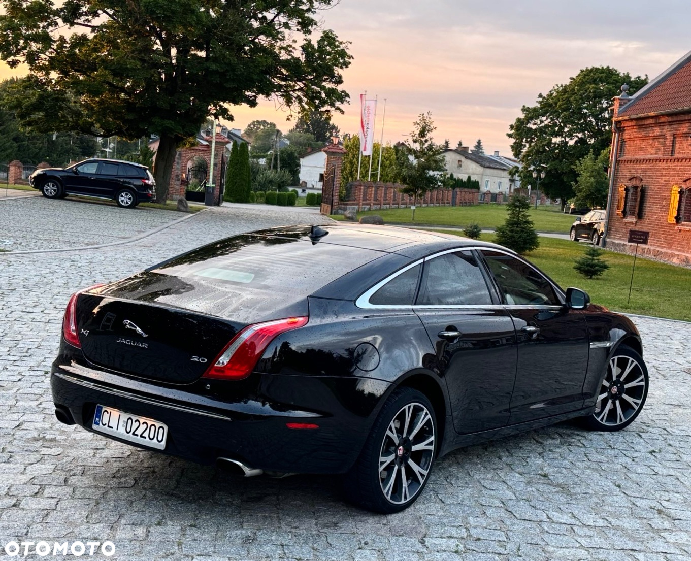 Jaguar XJ 3.0 T AWD LWB Portfolio - 2