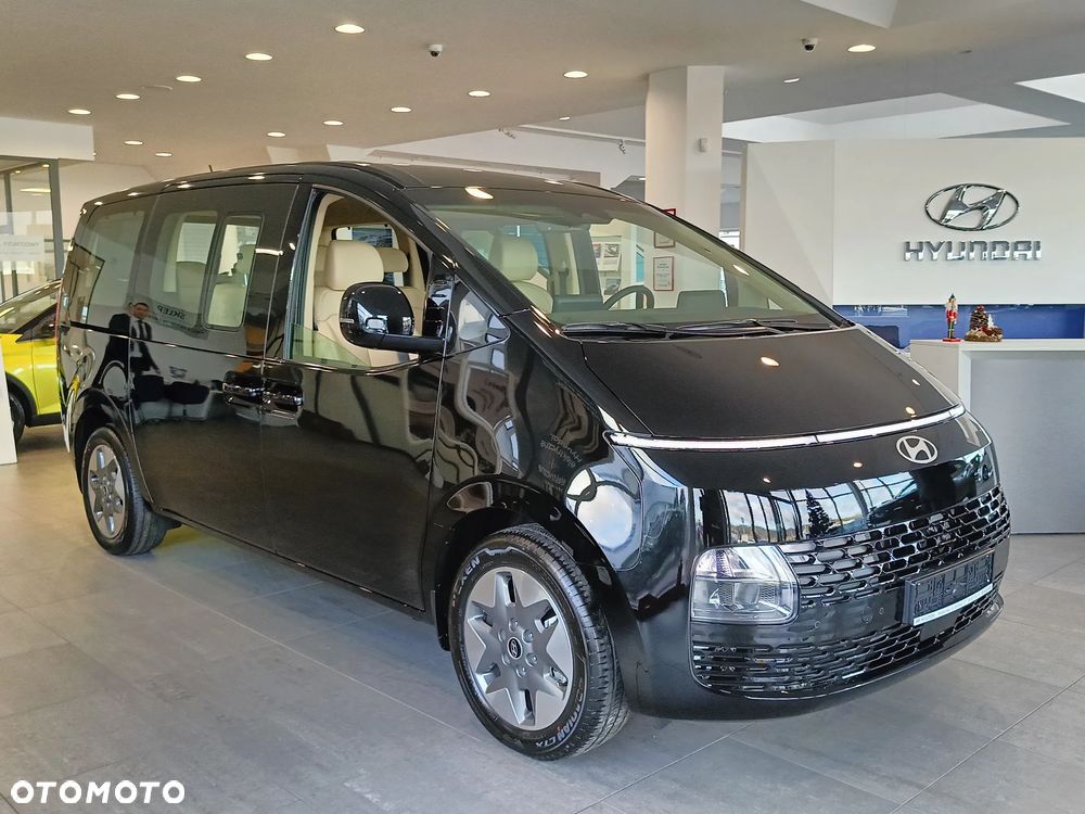 Hyundai Staria 1.6 T-GDI HEV Smart VIP - 6
