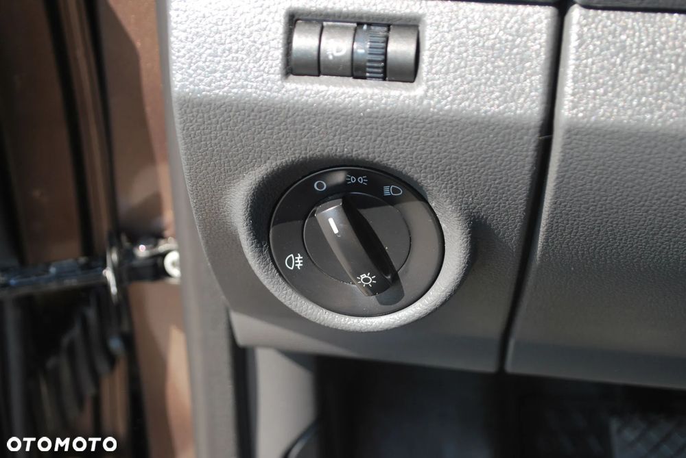 Volkswagen Amarok - 14