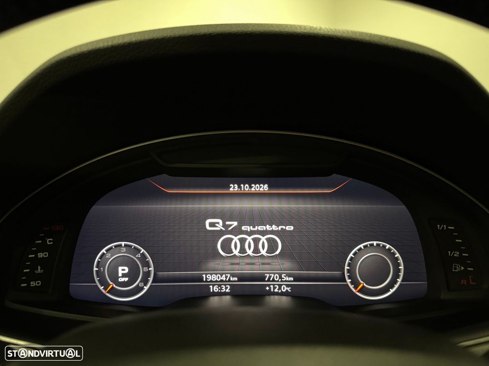 Audi Q7 3.0 TDi quattro Tiptronic 7L - 42