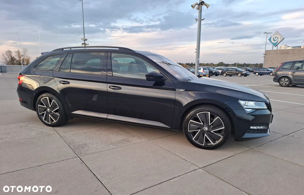 Skoda Superb 2.0 TDI SCR Sportline DSG - 14