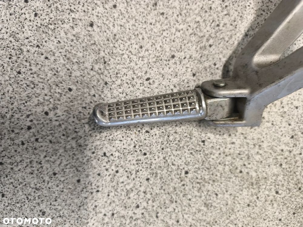 Set lewy tył, podnożek pasażera Honda CBR 900RR CBR900 RR CBR900RR CBR 900 RR - 5