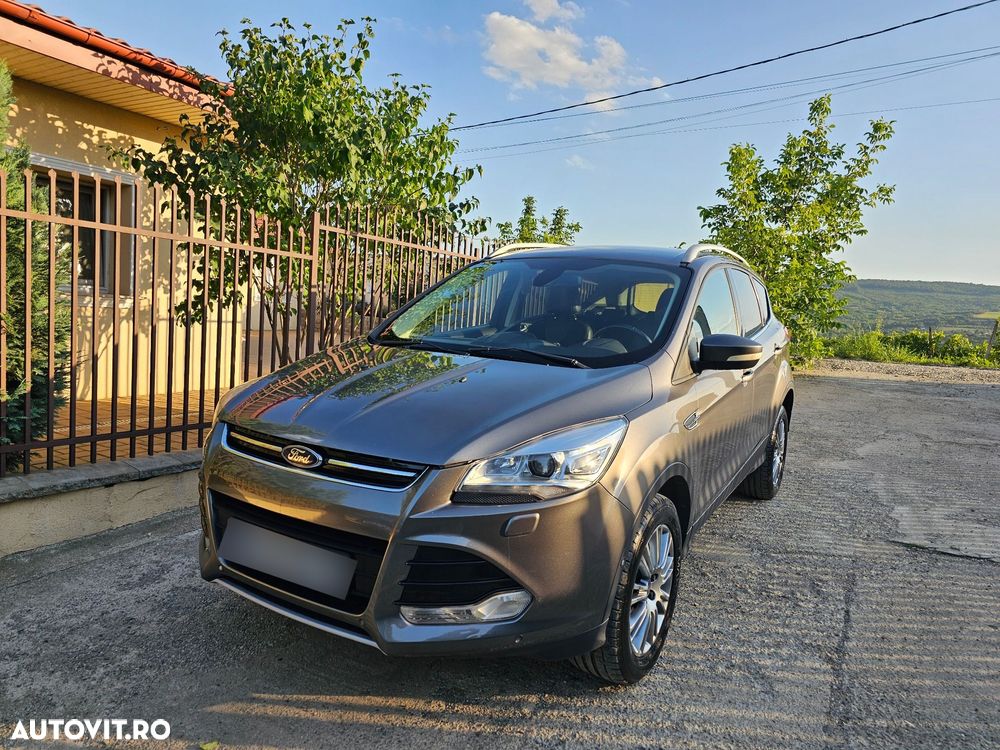 Ford Kuga 2.0 TDCi Powershift 4WD Titanium - 1