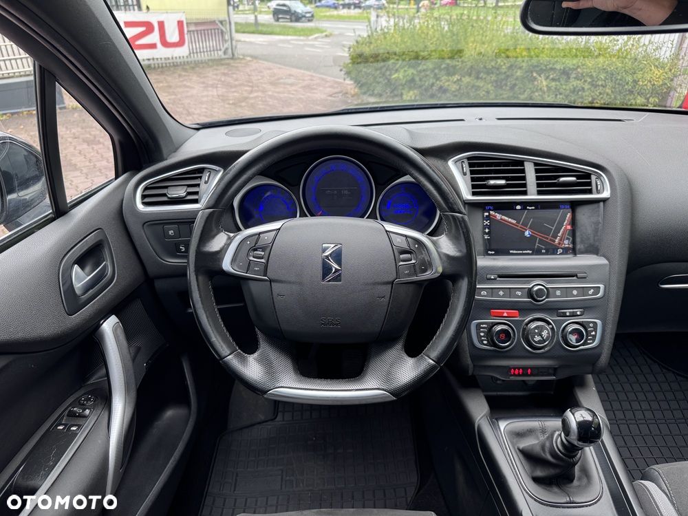 DS Automobiles DS 4 - 12