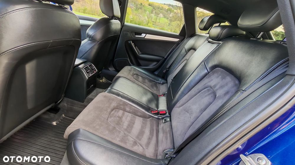 Audi A4 Avant 2.0 TFSI quattro S line Sportpaket - 24