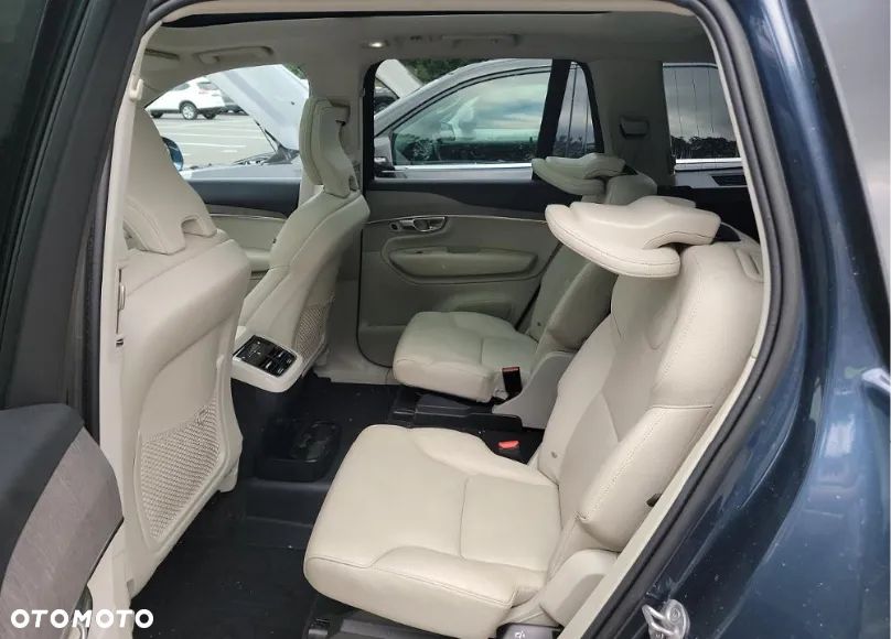 Volvo XC 90 - 12