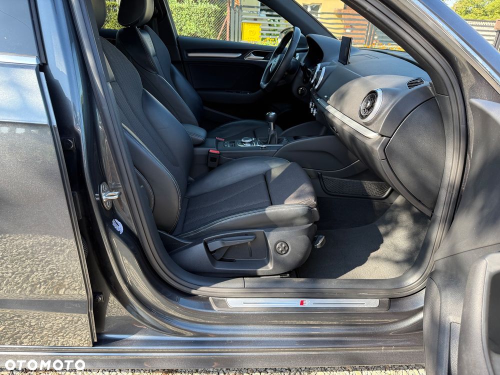 Audi A3 1.4 TFSI cylinder on demand ultra S line Sportpaket - 16