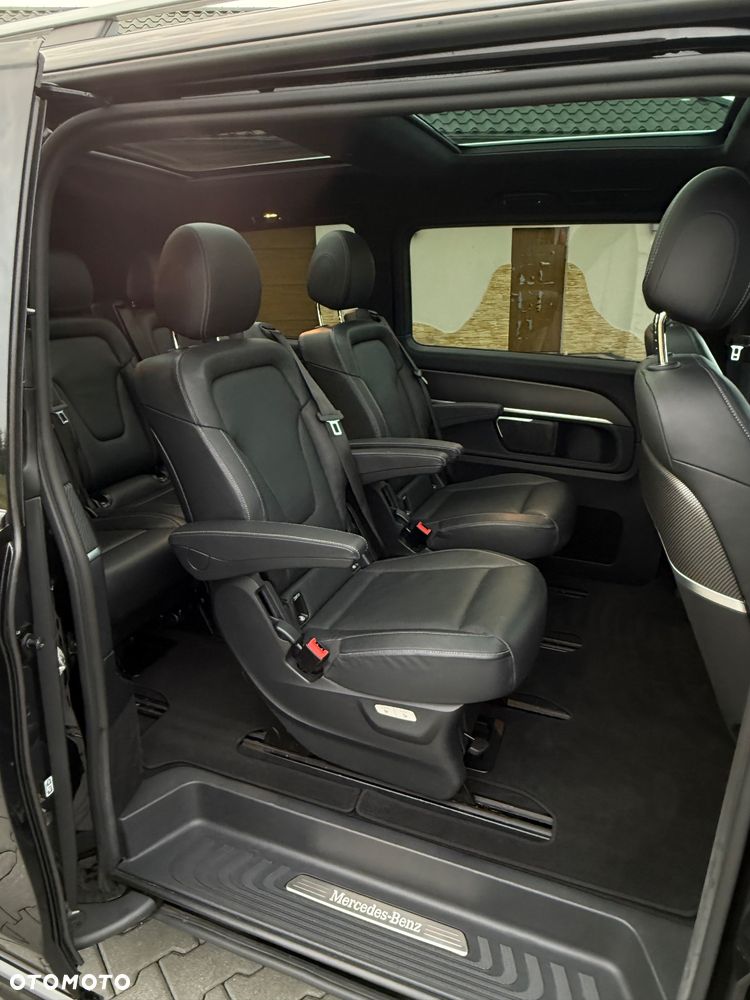 Mercedes-Benz Klasa V 300 d 4-Matic Exclusive 9G-Tronic (długi) - 11