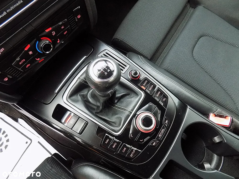 Audi A4 Avant 1.8 TFSI S line Sportpaket - 16
