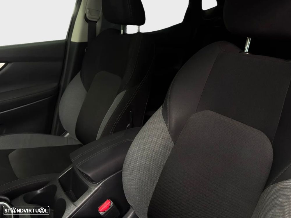 Nissan Qashqai 1.2 DIG-T N-Connecta - 15