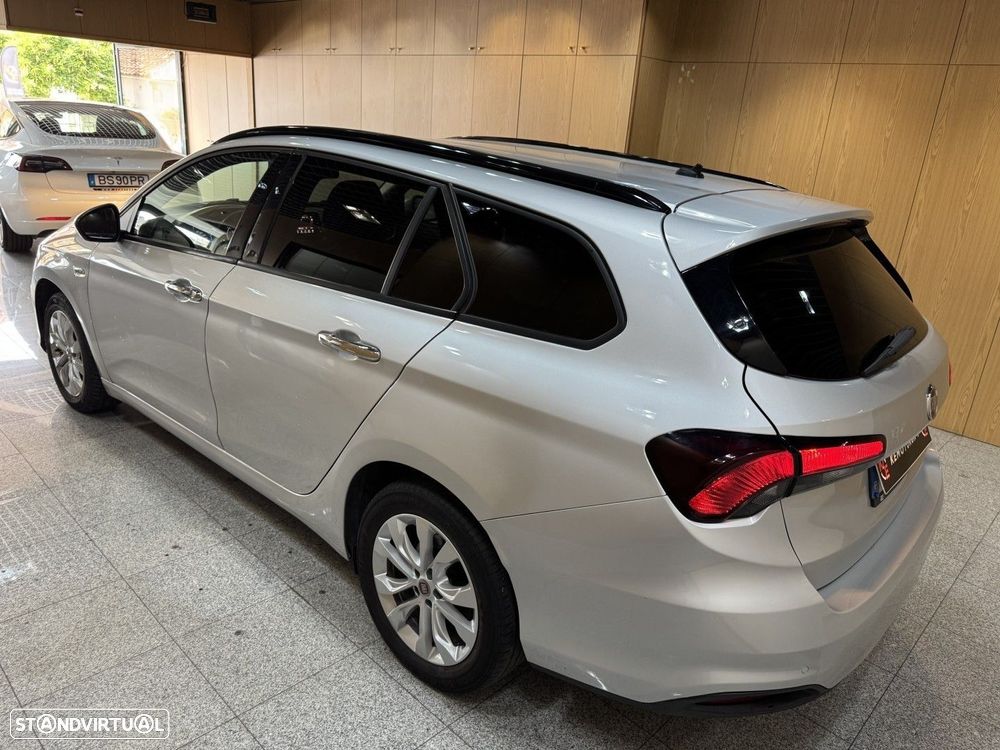 Fiat Tipo Station Wagon 1.3 M-Jet Lounge - 12