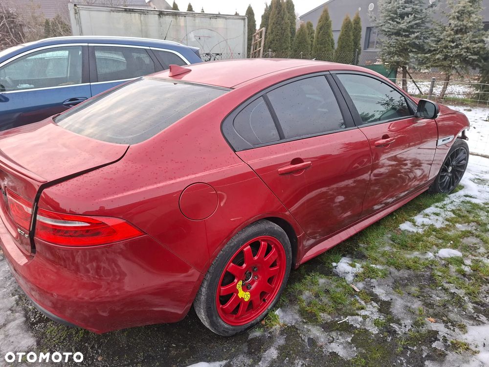 Jaguar XE 20d R-Sport - 2