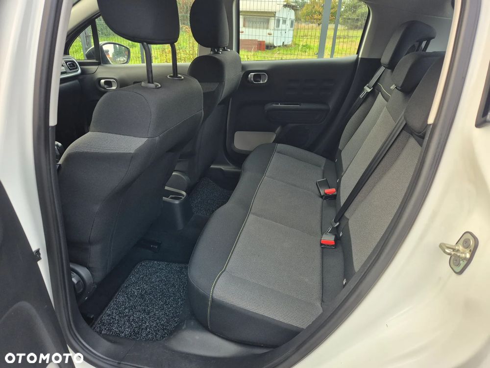 Citroën C3 1.2 PureTech Exclusive - 23