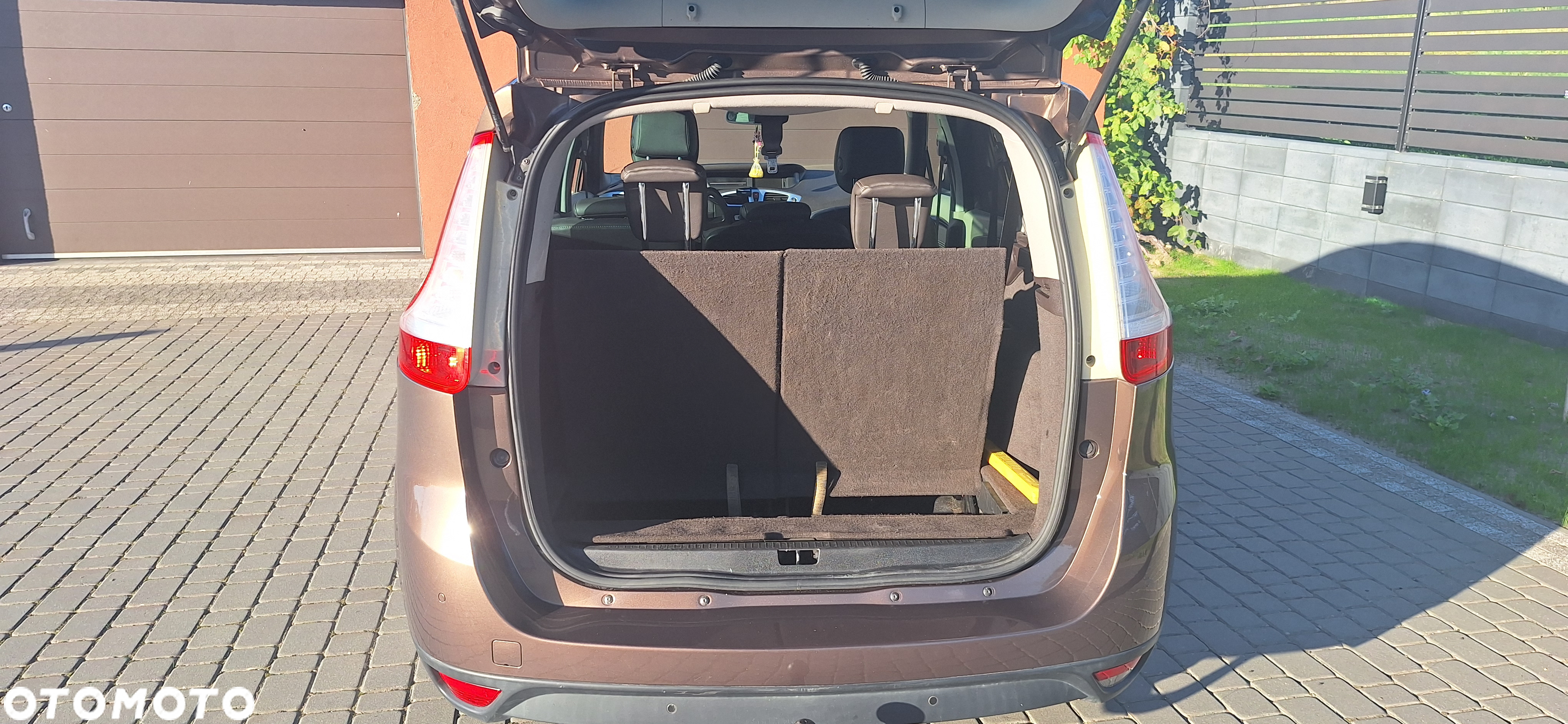 Renault Scenic - 18