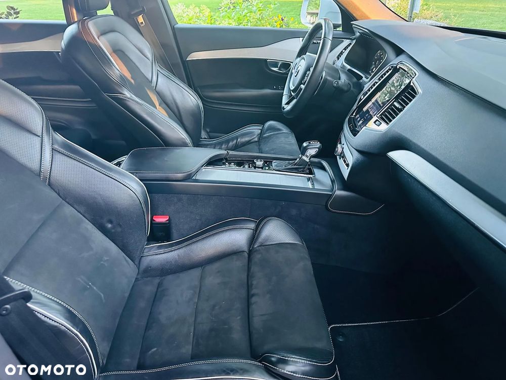 Volvo XC 90 - 19