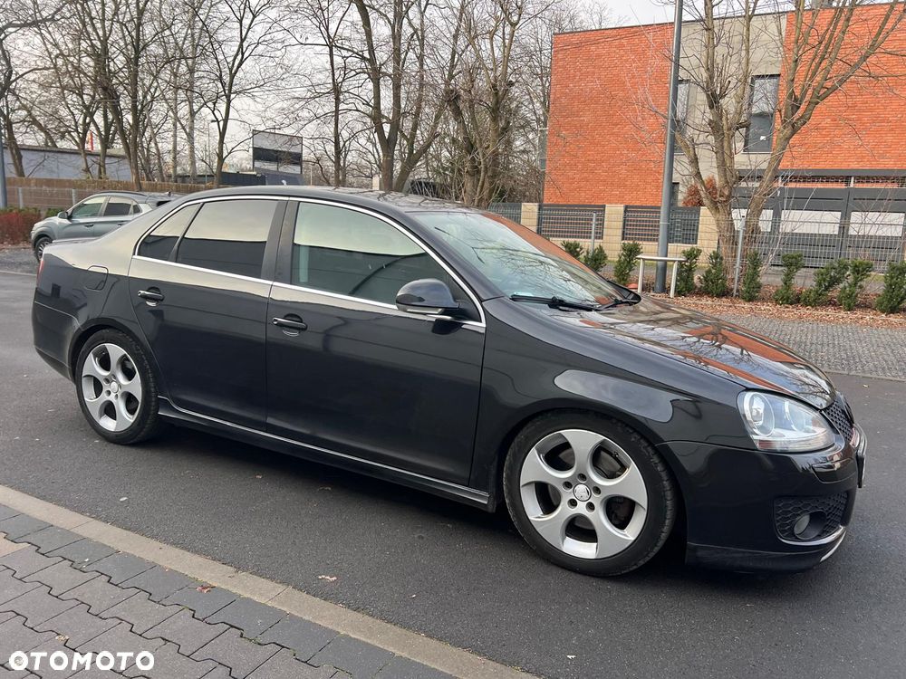 Volkswagen Jetta 2.0 Turbo FSI Sportline - 6