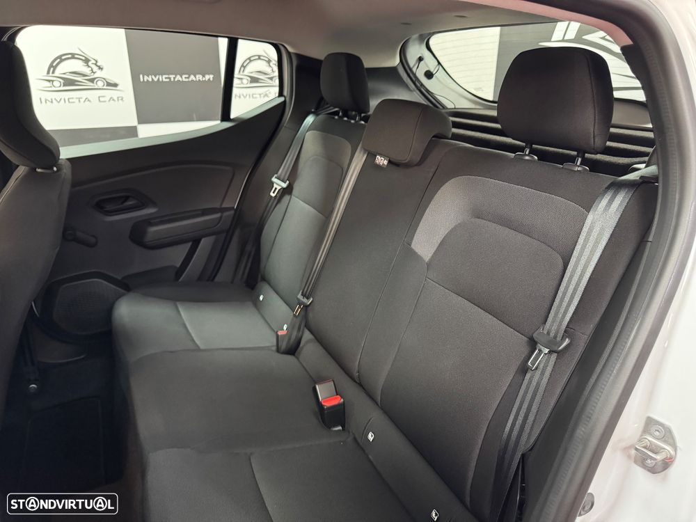 Dacia Sandero 1.0 SCe Essential - 42