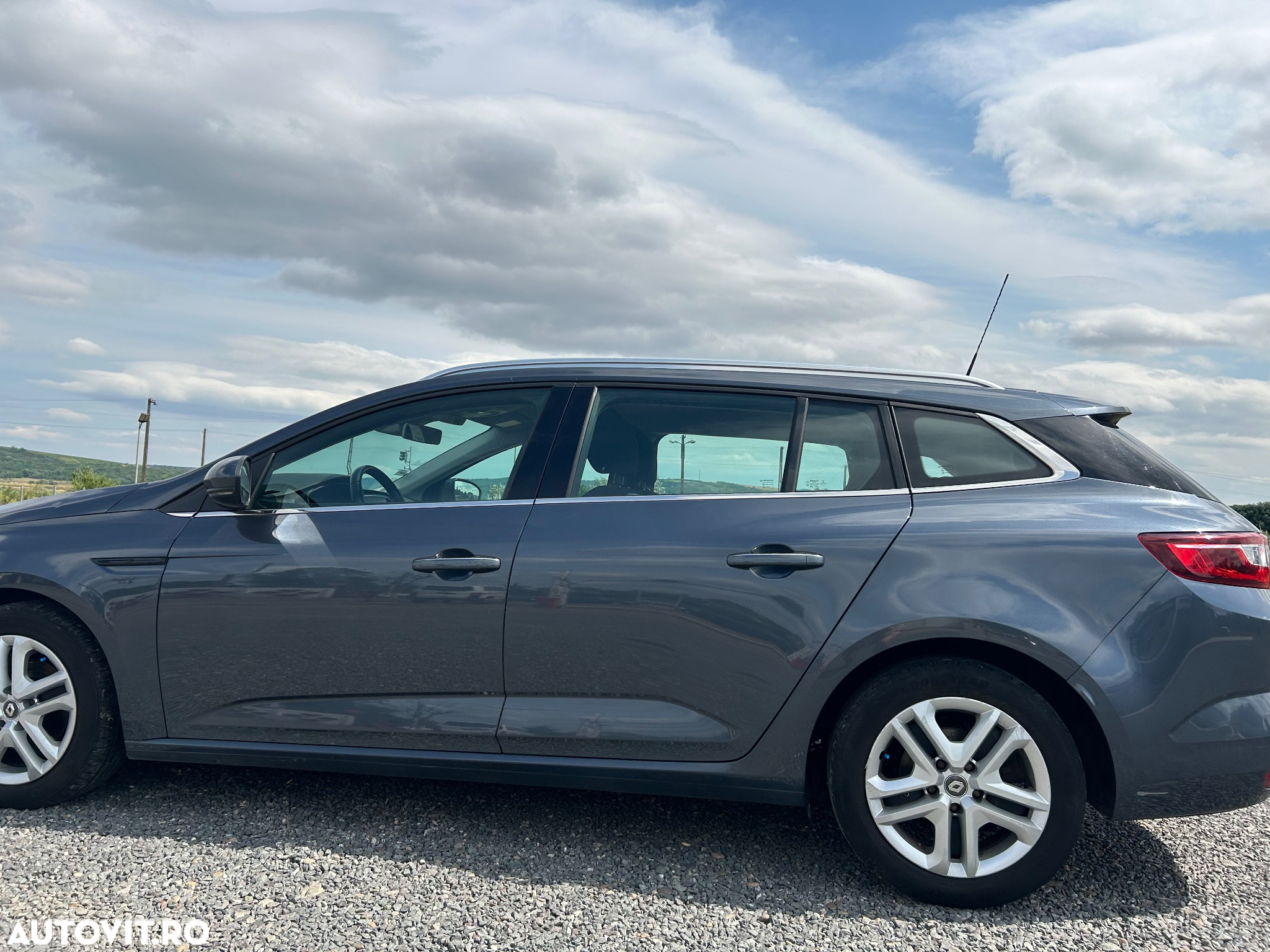 Renault Megane ENERGY dCi 110 EDC BUSINESS - 27