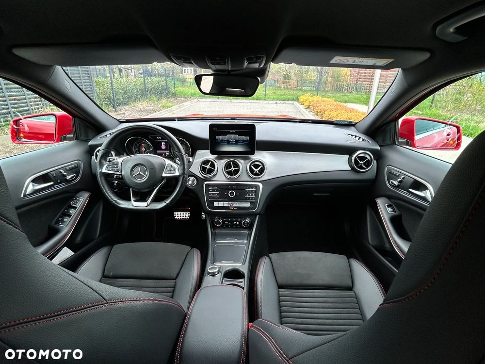 Mercedes-Benz GLA 220 4-Matic - 26