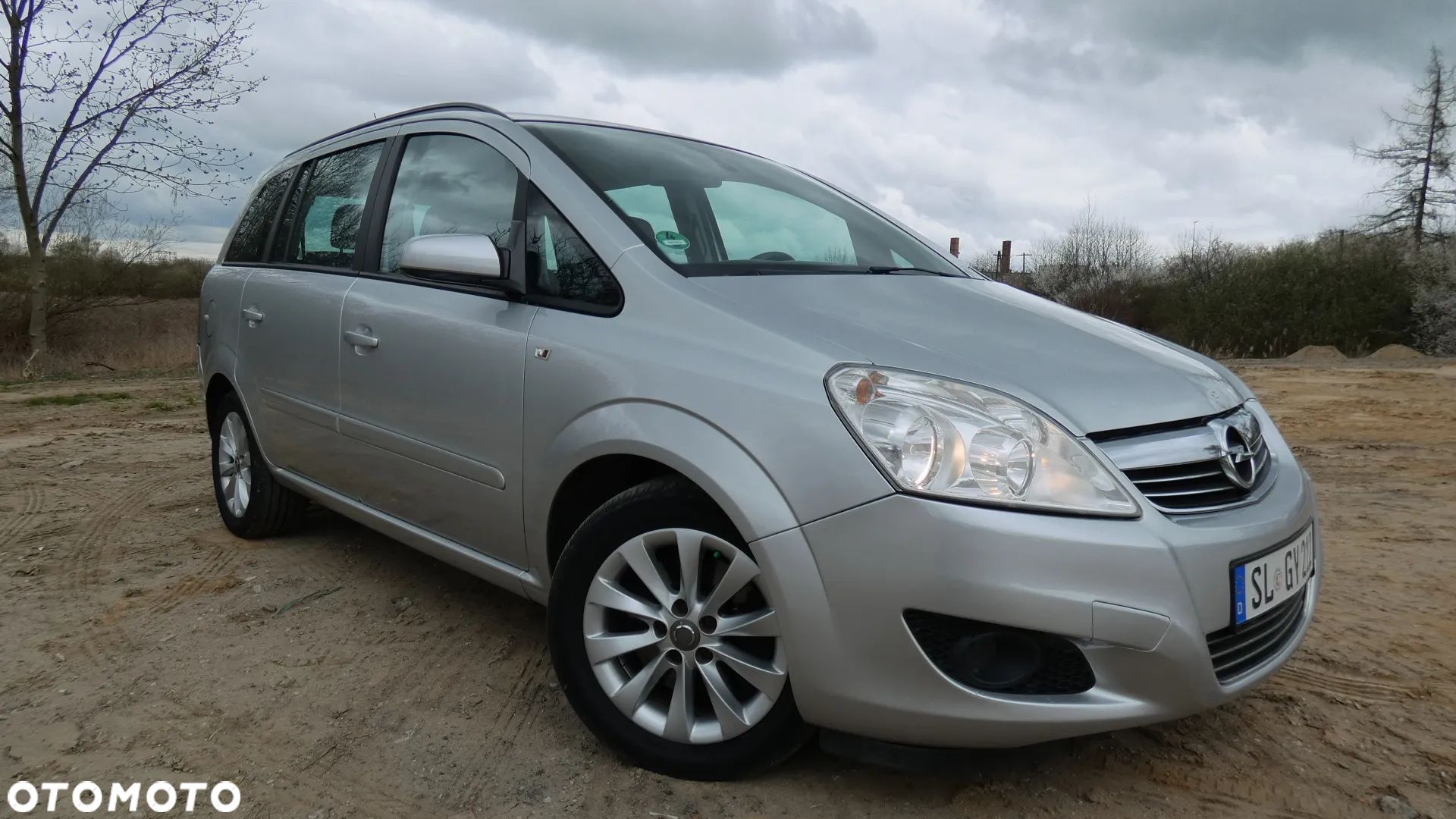Opel Zafira 1.9 CDTI Automatik Edition - 1