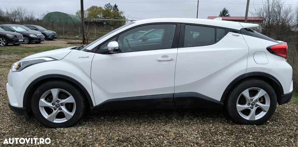 Toyota C-HR - 11