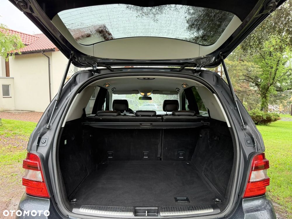 Mercedes-Benz ML 300 CDI 4-Matic - 32