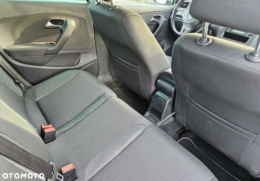 Volkswagen Polo - 11