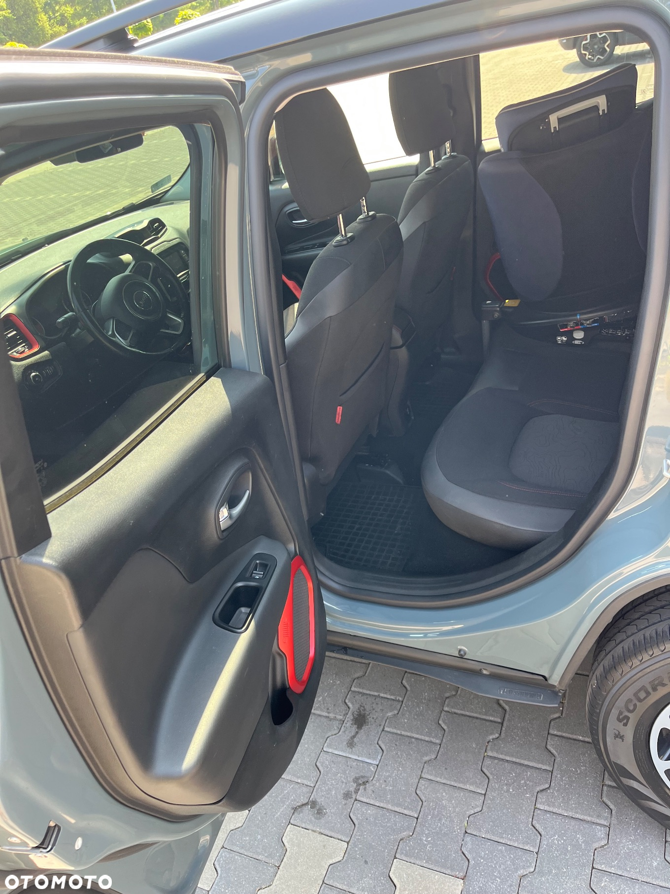 Jeep Renegade - 13