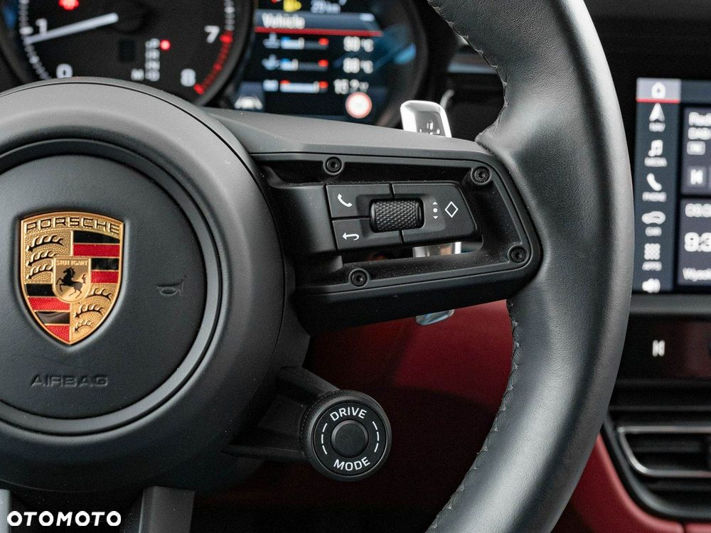 Porsche Macan - 17