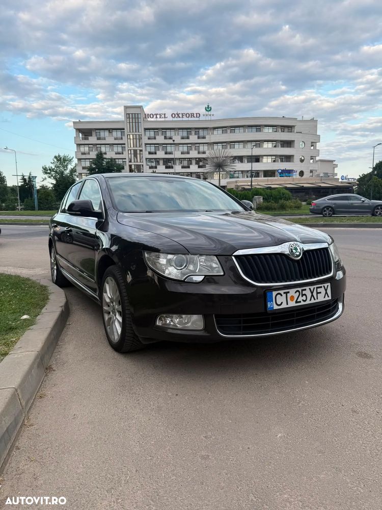Skoda Superb 2.0 TDI Elegance - 3