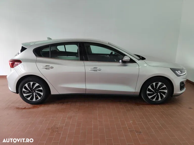 Ford Focus 1.0 EcoBoost Titanium - 3