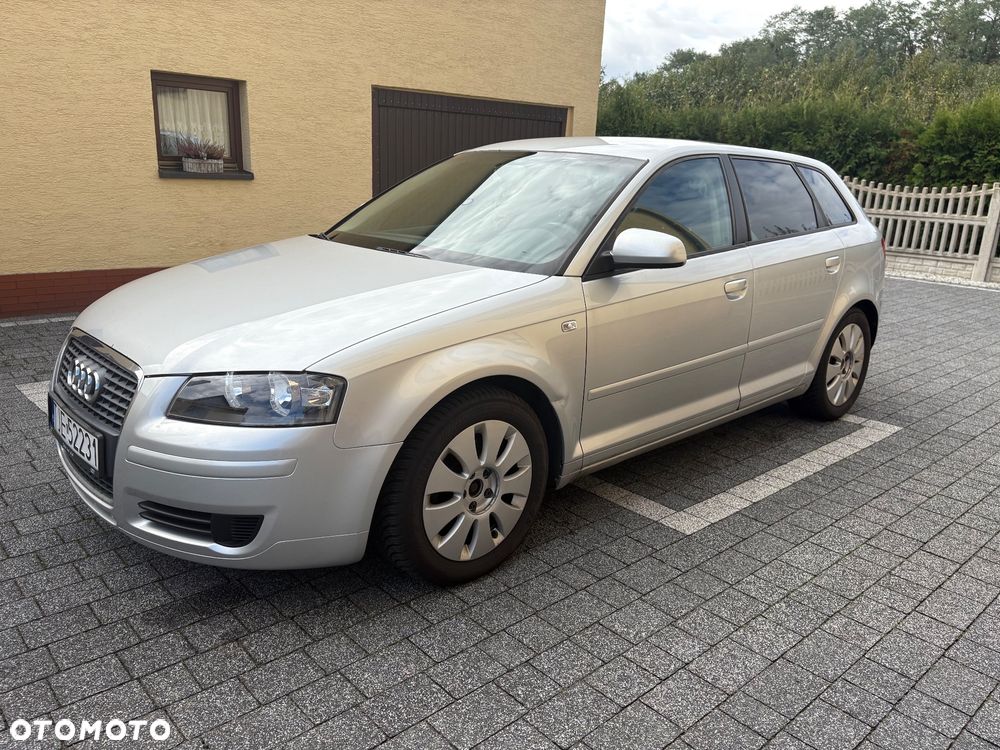 Audi A3 Sportback 1.6 FSI Ambition - 2