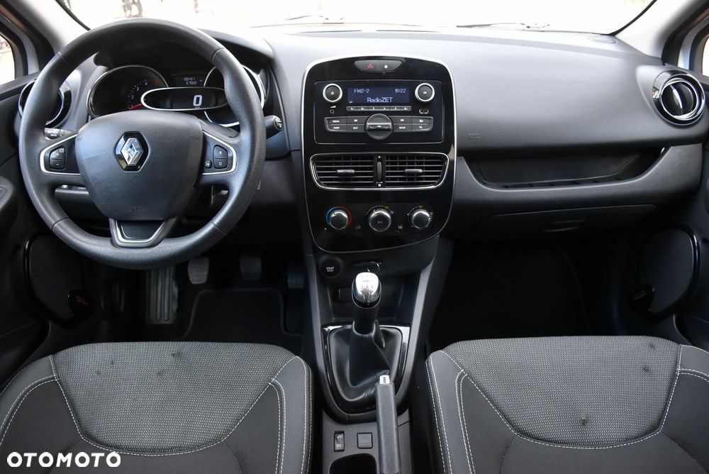 Renault Clio - 22