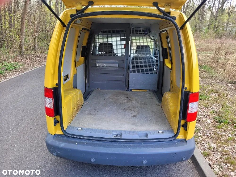 Volkswagen Caddy - 9