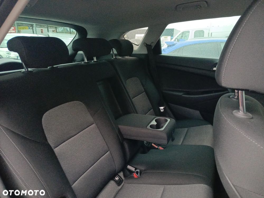 Hyundai Tucson 1.6 GDi Comfort 2WD - 24