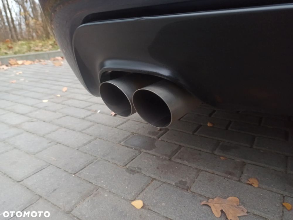 BMW Seria 5 525i Touring - 17