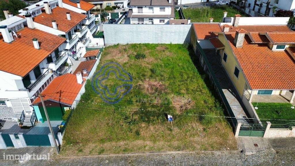 Terreno urbano C/ 551 m2 - Grande imagem: 3/10